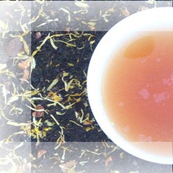 Zeige Details für Roter Weinbergpfirsich, schwarzer Tee Bild von Roter Weinbergpfirsich, schwarzer Tee