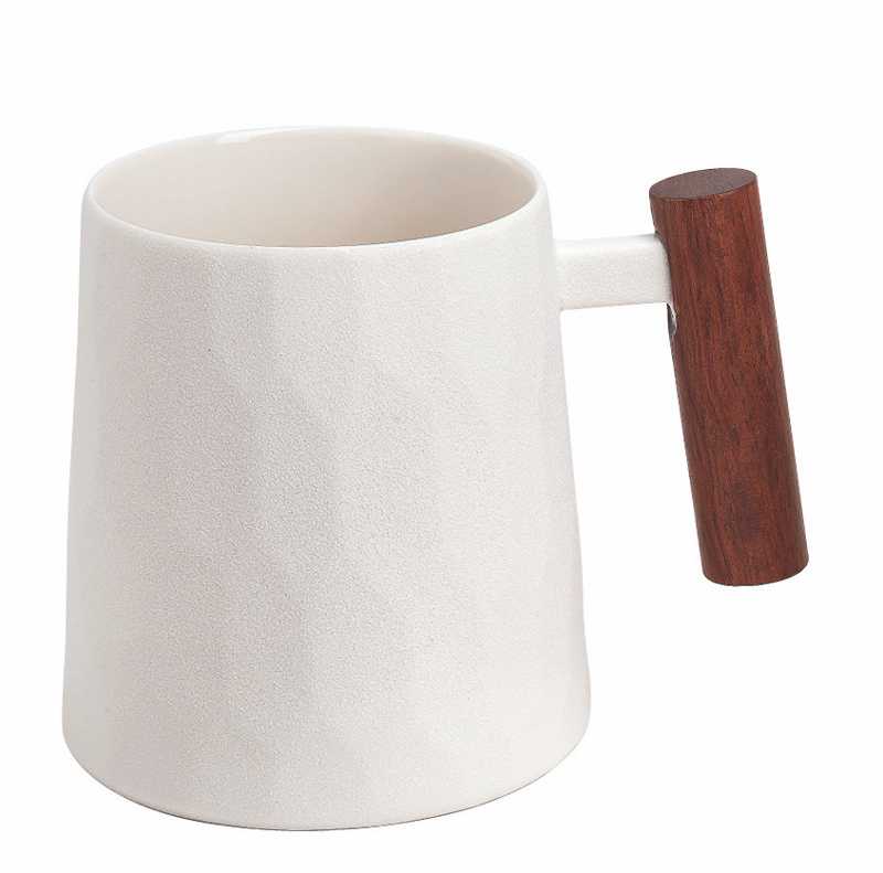 Tea 4 You. Blanca Tasse Henkelbecher Porzellan mit Holzgriff