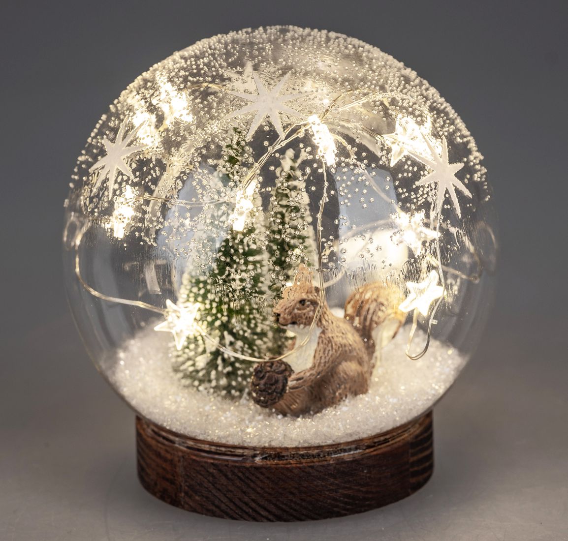 Bild von Deko-Licht Kugel LED 13 cm Weihnachten Eichhörnchen